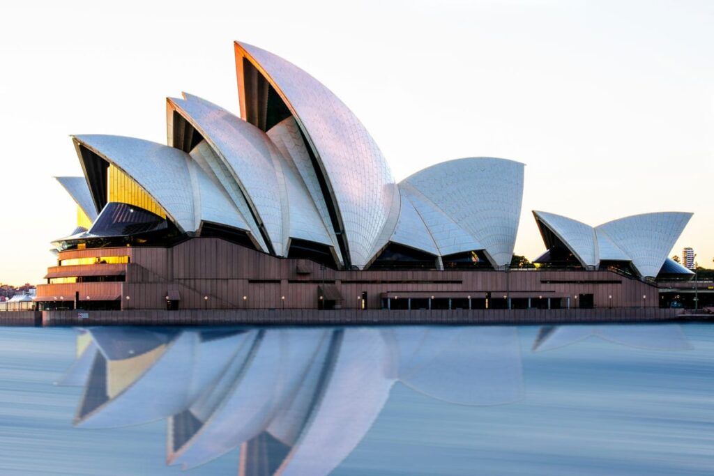 Australia's ELICOS Under Pressure: Calls for Lower Visa Fees