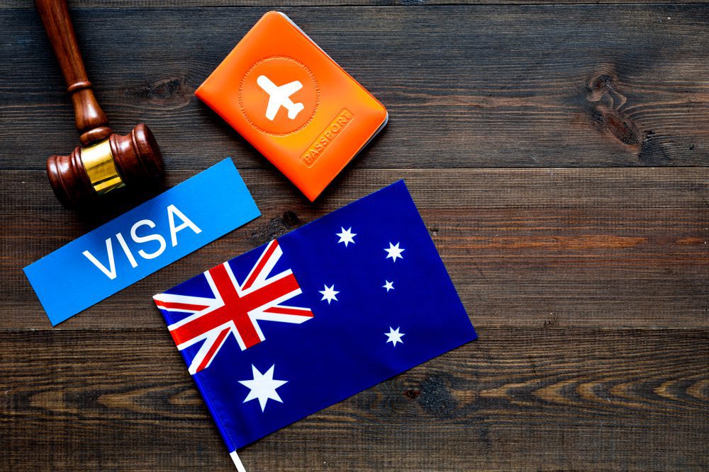 400,000 Bridging Visas: Insights from Australia’s Migration Hold-up